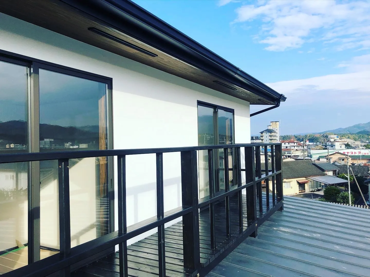 2階のウッドデッキ